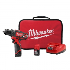 2407-22 Milwaukee M12? 3/8? Drill/Driver Kit