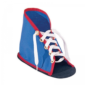 LACING SHOE WITH SOLE 